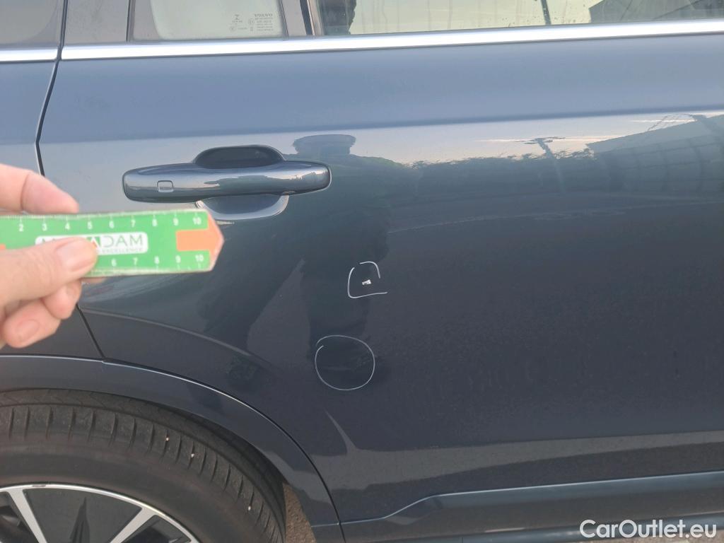  Volvo  XC90 VOLVO  / 2019 / 5P / todoterreno 2.0 B5 D AWD Momentum Pro Auto #16
