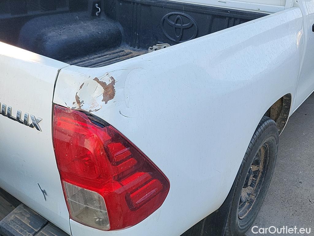  Toyota  Hilux TOYOTA  / 2020 / 4P / pickup 2.4 D-4D Cabina Doble GX #16
