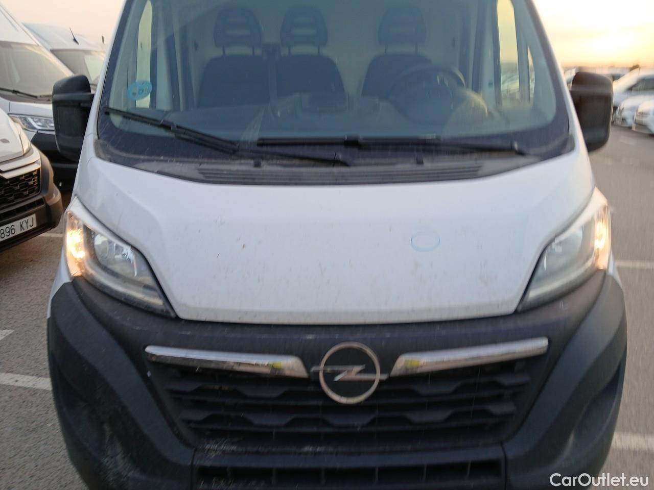  Opel  Movano OPEL  / 2021 / 4P / Furgón Base L2H2 3.5T 2.2 BlueHDi #18