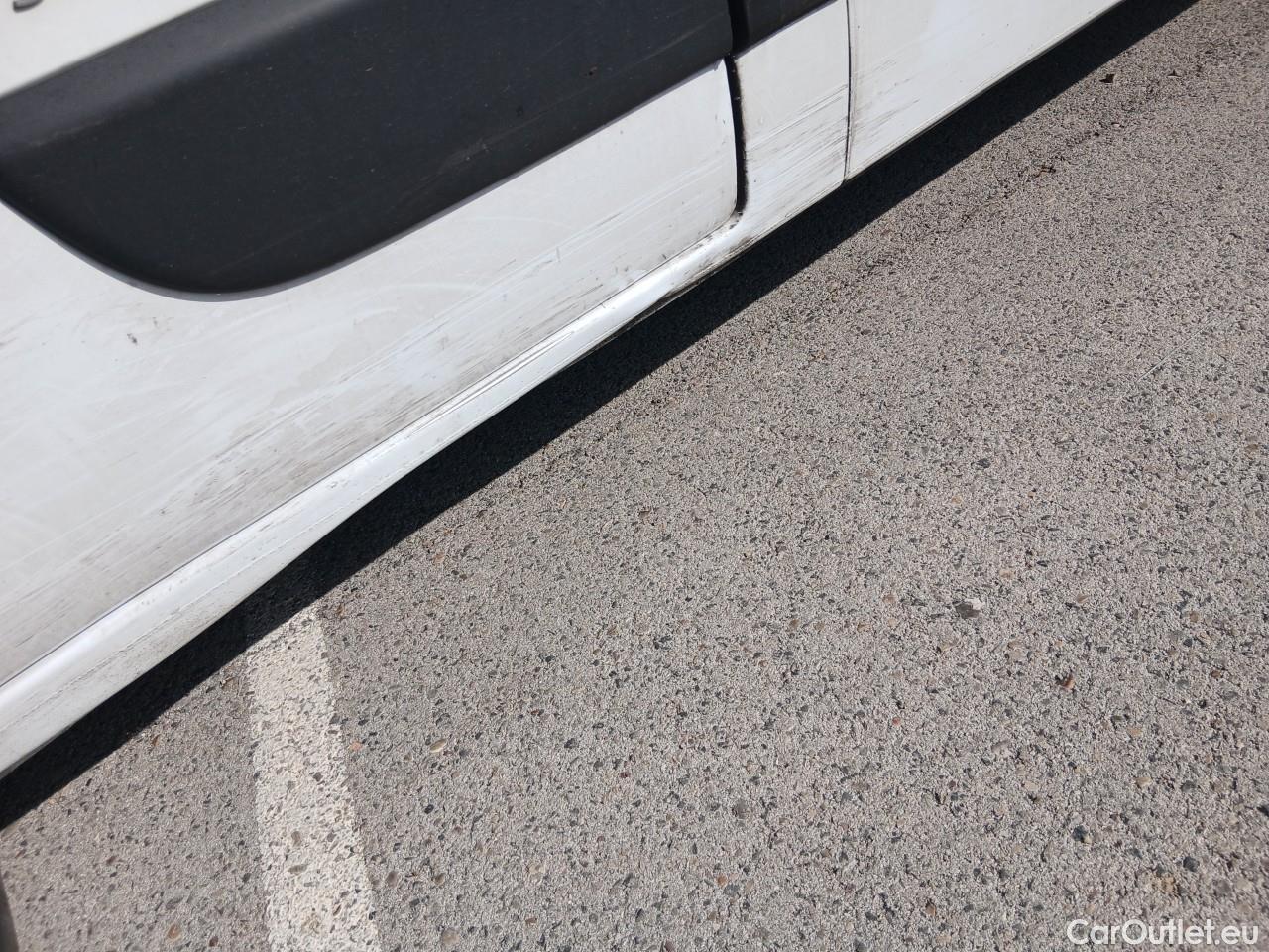  Opel  Movano OPEL  / 2019 / 4P / furgón 2.3 CDTI 99kW (135CV) L2 H2 F 3.5t (AC) #39