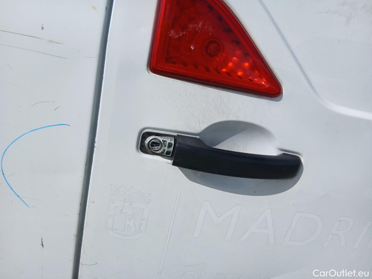  Opel  Movano OPEL  / 2019 / 4P / furgón 2.3 CDTI 99kW (135CV) L2 H2 F 3.5t (AC) #55