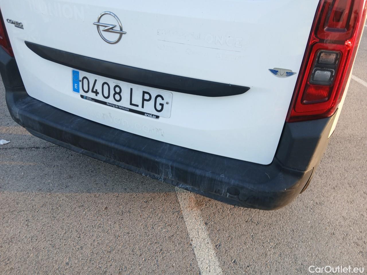  Opel  Combo OPEL  Life / 2018 / 5P / monovolumen compacto 1.5 TD 75kW (100CV) S/S Edition L #33