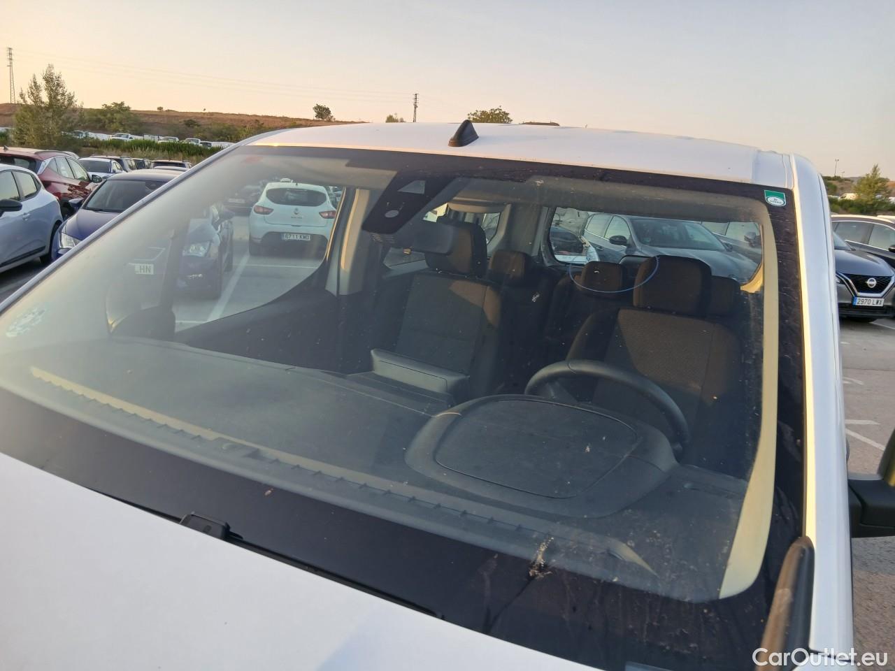  Opel  Combo OPEL  Life / 2018 / 5P / monovolumen compacto 1.5 TD 75kW (100CV) S/S Edition L #26