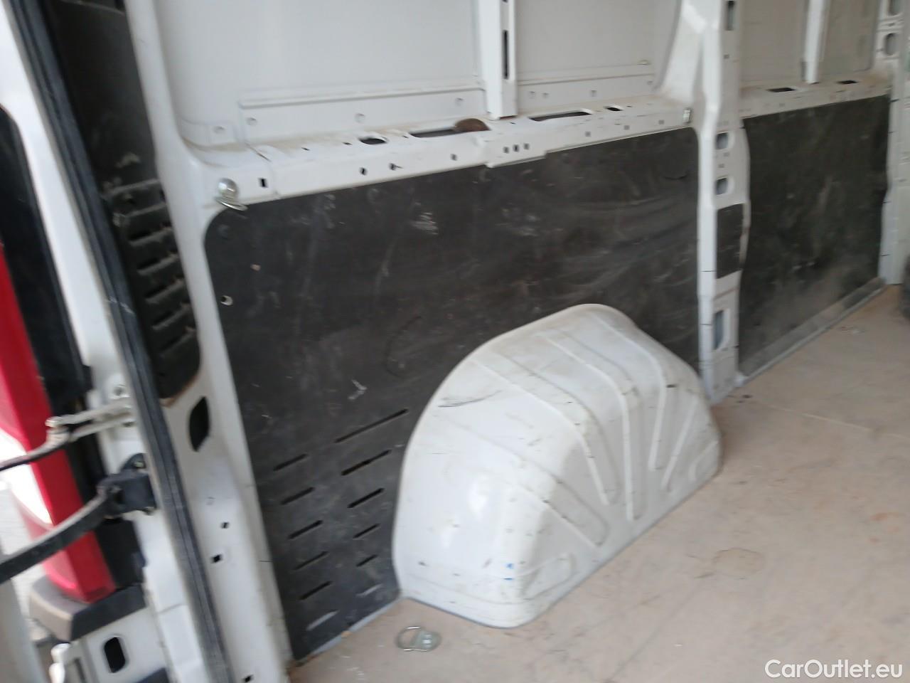  Opel  Movano OPEL  / 2021 / 4P / Furgón Base L2H2 3.5T 2.2 BlueHDi #10