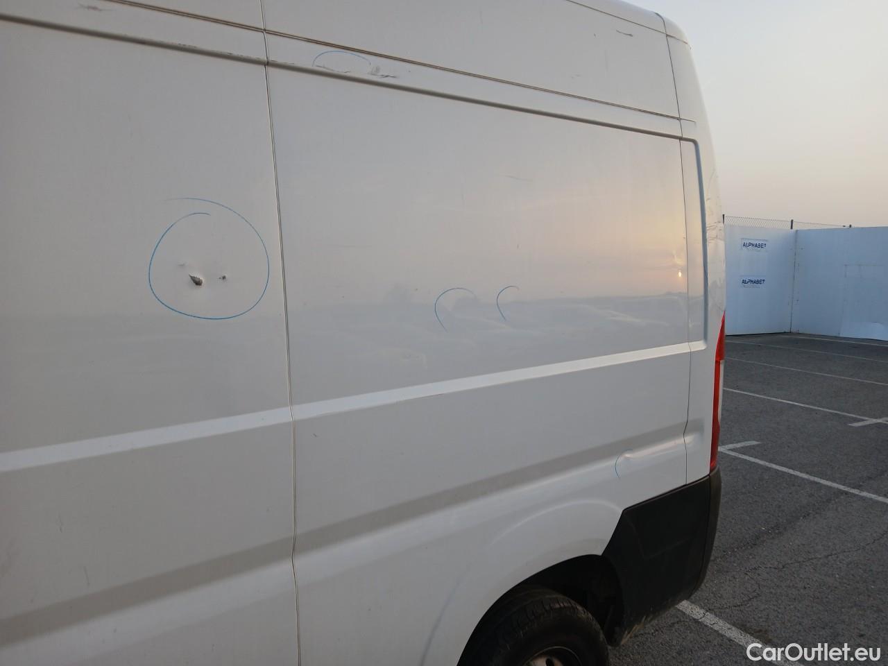  Opel  Movano OPEL  / 2021 / 4P / Furgón Base L2H2 3.5T 2.2 BlueHDi #28