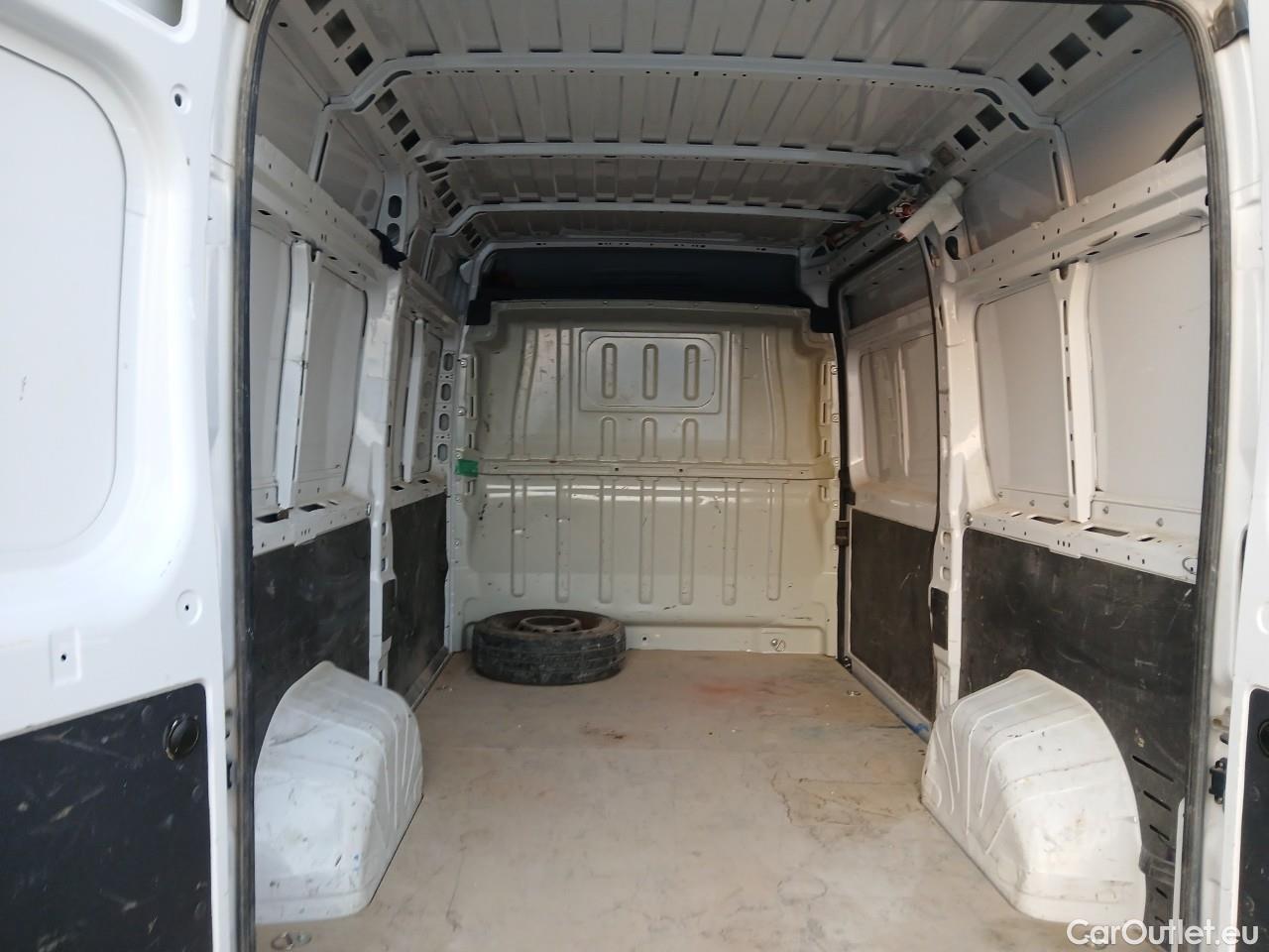  Opel  Movano OPEL  / 2021 / 4P / Furgón Base L2H2 3.5T 2.2 BlueHDi #6