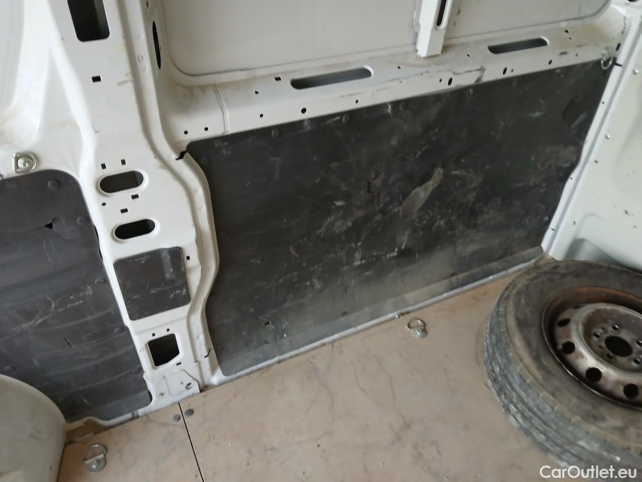  Opel  Movano OPEL  / 2021 / 4P / Furgón Base L2H2 3.5T 2.2 BlueHDi #11