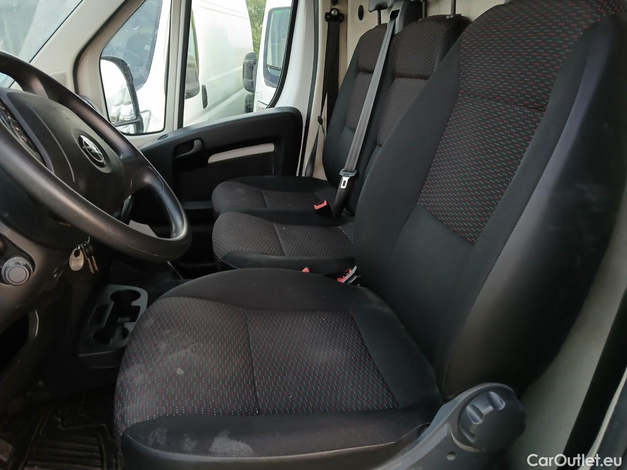  Opel  Movano OPEL  / 2021 / 4P / Furgón Base L2H2 3.5T 2.2 BlueHDi #2