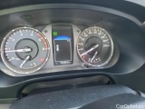  Toyota  Hilux TOYOTA  / 2020 / 4P / pickup 2.4 D-4D Cabina Doble GX #4