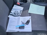  Toyota  Hilux TOYOTA  / 2020 / 4P / pickup 2.4 D-4D Cabina Doble GX #9