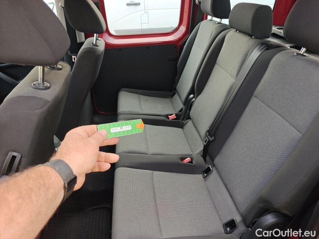  Volkswagen  Caddy VOLKSWAGEN  / 2015 / 4P / combi Business Profesional Kombi 2.0 TDI 75kW #19