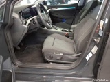  Volkswagen  Golf  2.0 TDI SCR Life   Manual Diesel  11 #23