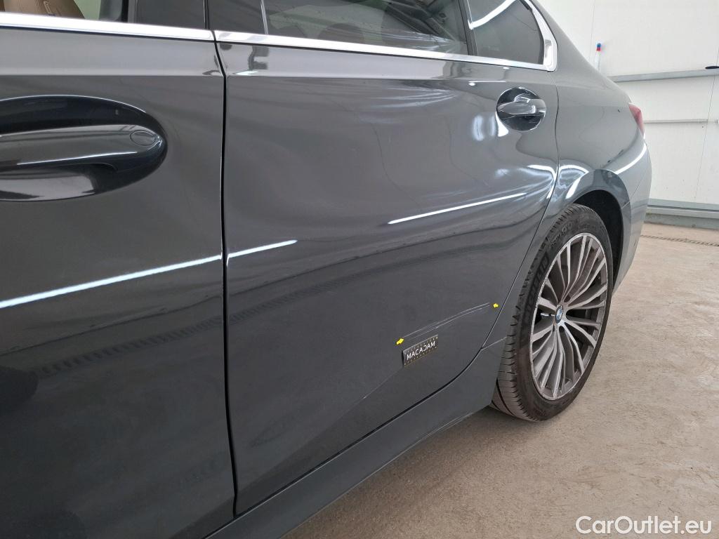  Bmw  Serie 3 BMW Série 3 Berline / 2018 / 4P / Berline 330e 292ch Luxury BVA8 Hybride #1