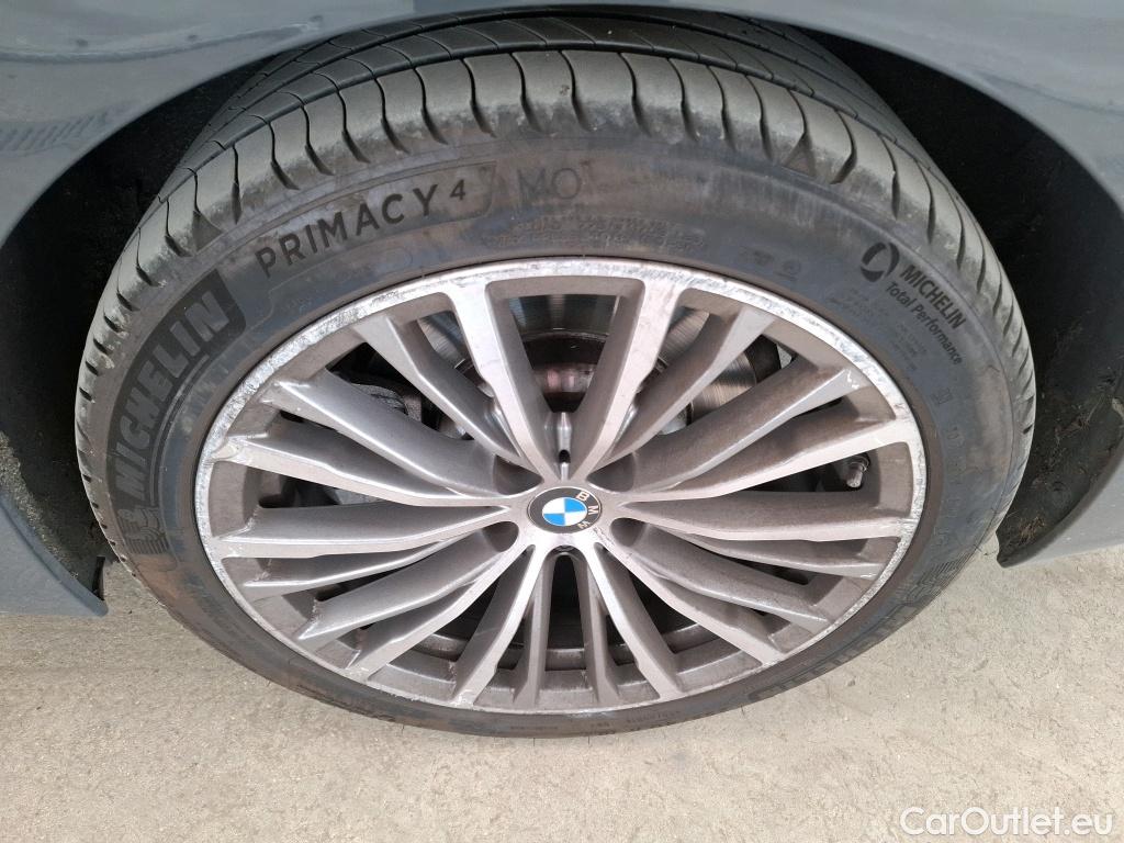  Bmw  Serie 3 BMW Série 3 Berline / 2018 / 4P / Berline 330e 292ch Luxury BVA8 Hybride #27