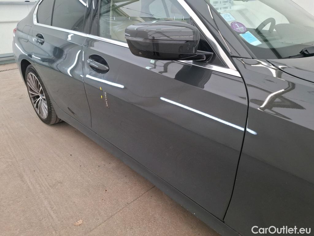  Bmw  Serie 3 BMW Série 3 Berline / 2018 / 4P / Berline 330e 292ch Luxury BVA8 Hybride #52