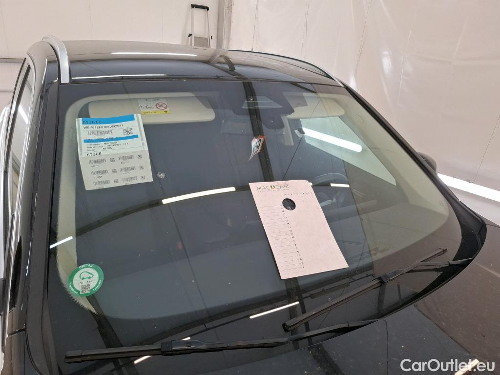  Bmw  iX 1 BMW iX1  2022  5P  SUV xDrive30 Business Design #9