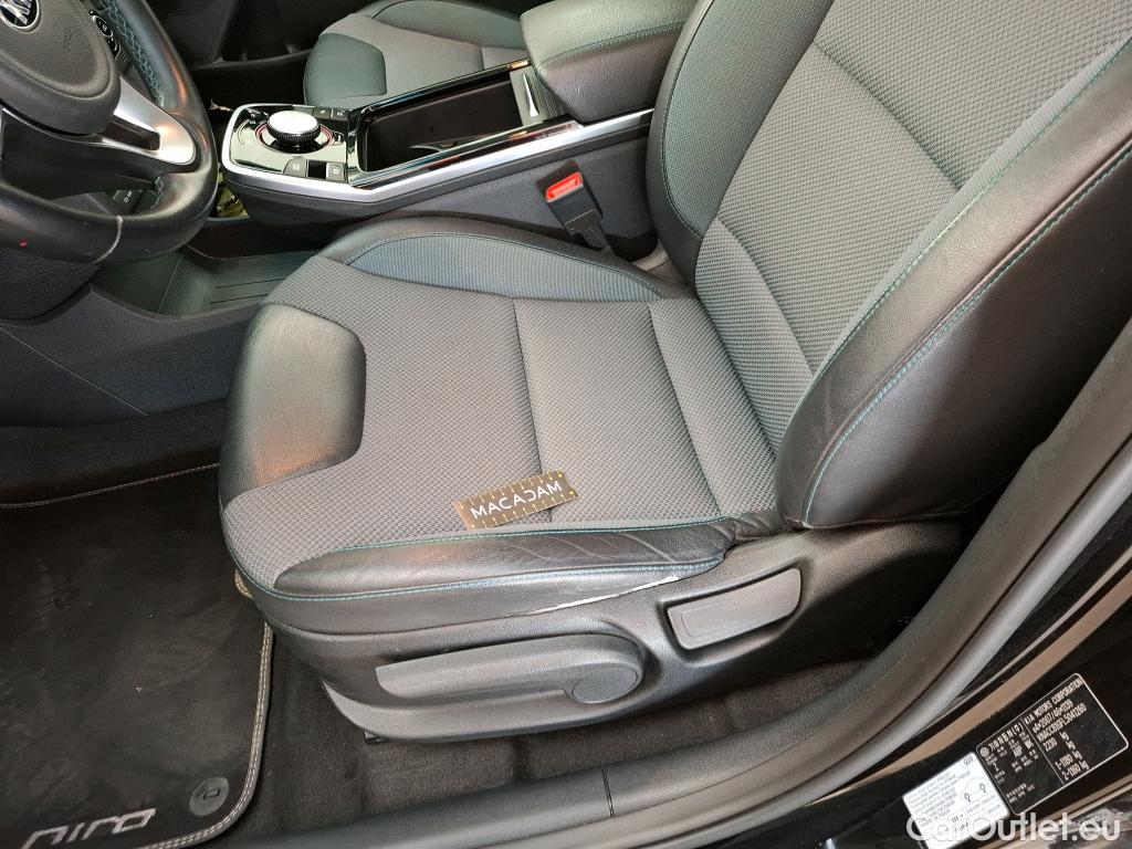  KIA  Niro KIA e- / 2016 / 5P / Berline e-Active Business 64 kWh 204 ch #1