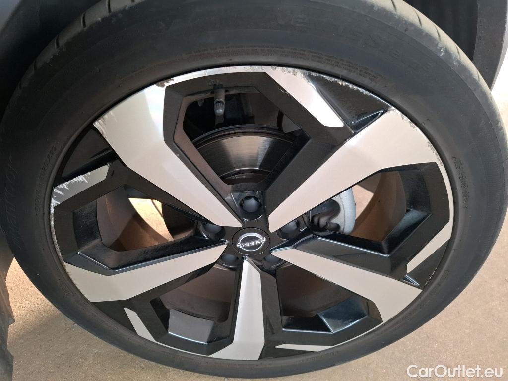  Nissan  Juke NISSAN  / 2019 / 5P / Crossover Hybrid 143 Tekna #33