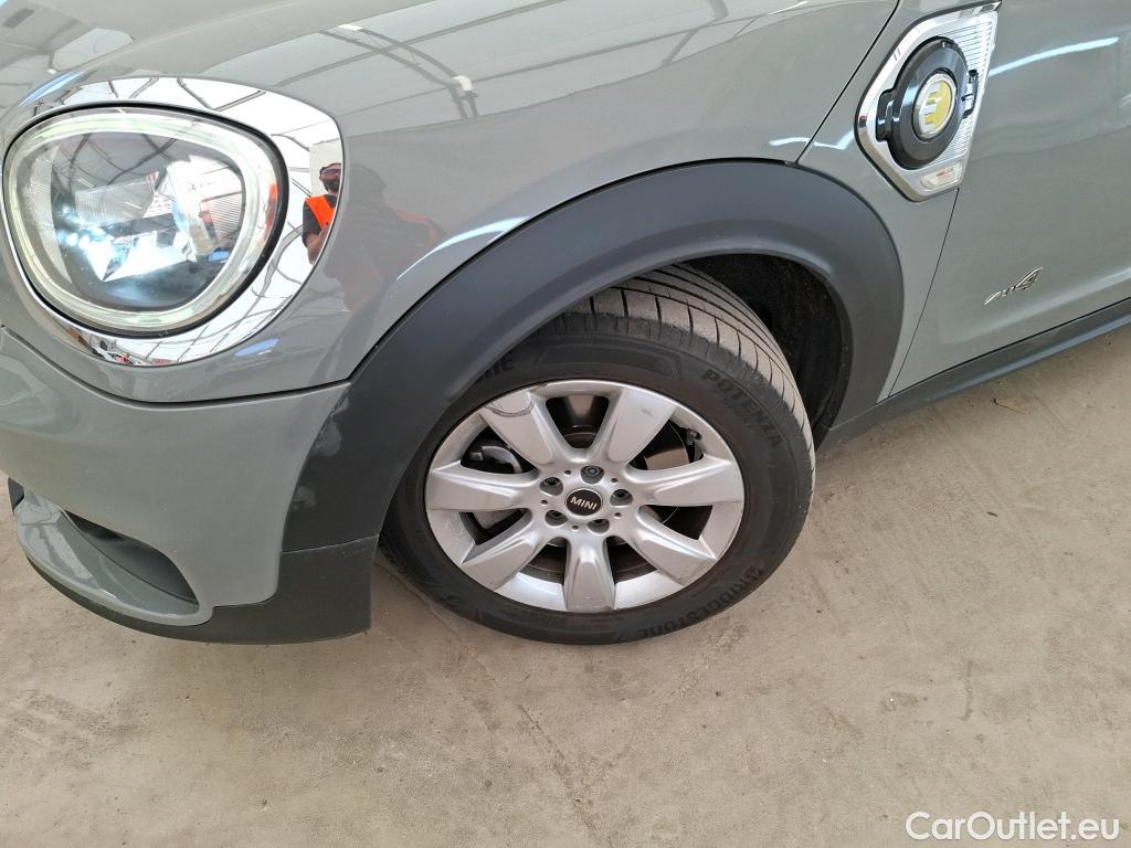  Mini  Countryman MINI  / 2016 / 5P / Crossover Cooper SE ALL4 Busi Design 136+88ch BVA6 #23