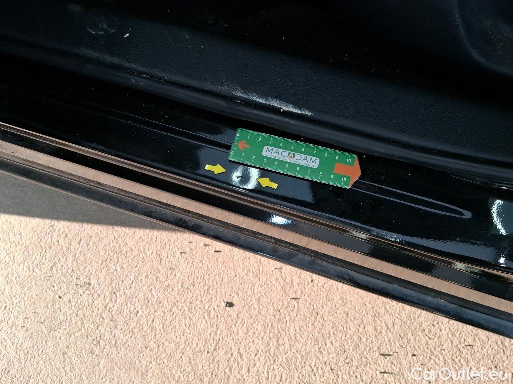  Nissan  Juke NISSAN  / 2019 / 5P / Crossover Hybrid 143 Tekna #38