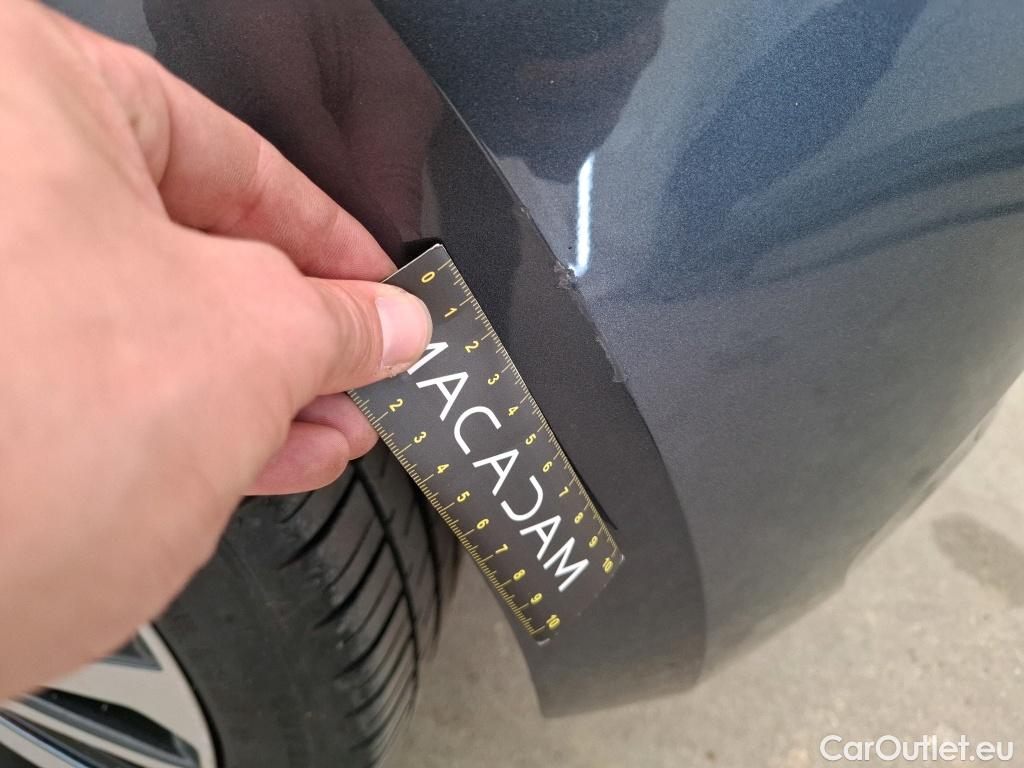  Renault  Clio  V Initiale Paris 1.6 E-TECH Hybrid 140CV BVA6 E6d #9