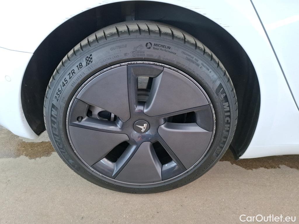  Tesla  Model 3 TESLA  / 2018 / 4P / Berline Autonomie Standard Plus RWD #17