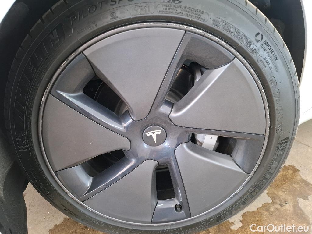  Tesla  Model 3 TESLA  / 2018 / 4P / Berline Autonomie Standard Plus RWD #10