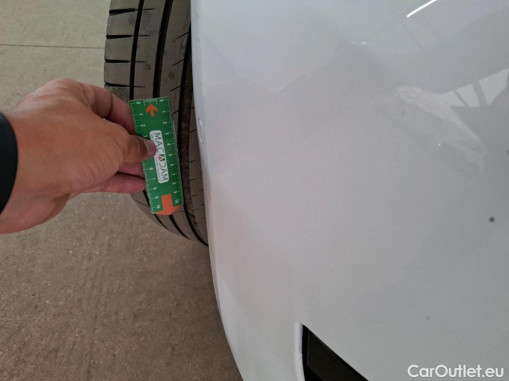  Tesla  Model 3 TESLA  / 2018 / 4P / Berline Autonomie Standard Plus RWD #2