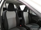  Toyota  Yaris TOYOTA  / 2017 / 5P / BERLINA 1.5 HYBRID BUSINESS #13