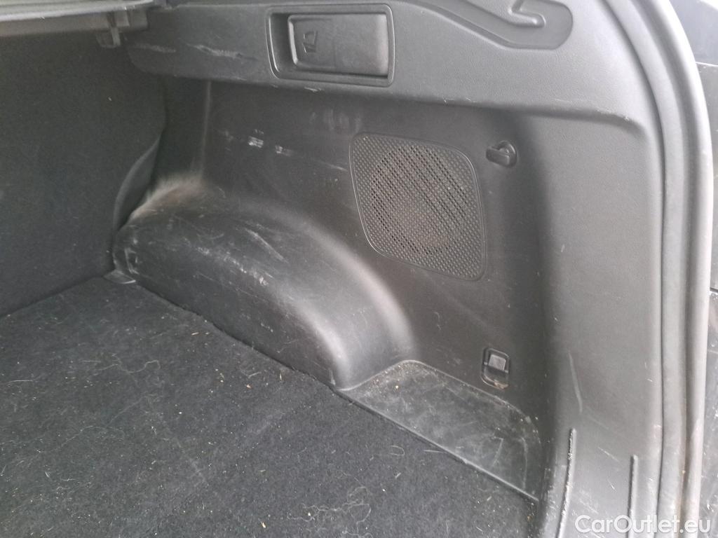  Hyundai  Tucson HYUNDAI  / 2020 / 5P / todoterreno 1.6 CRDI 100kW (136CV) 48V Tecno Sky DCT #15