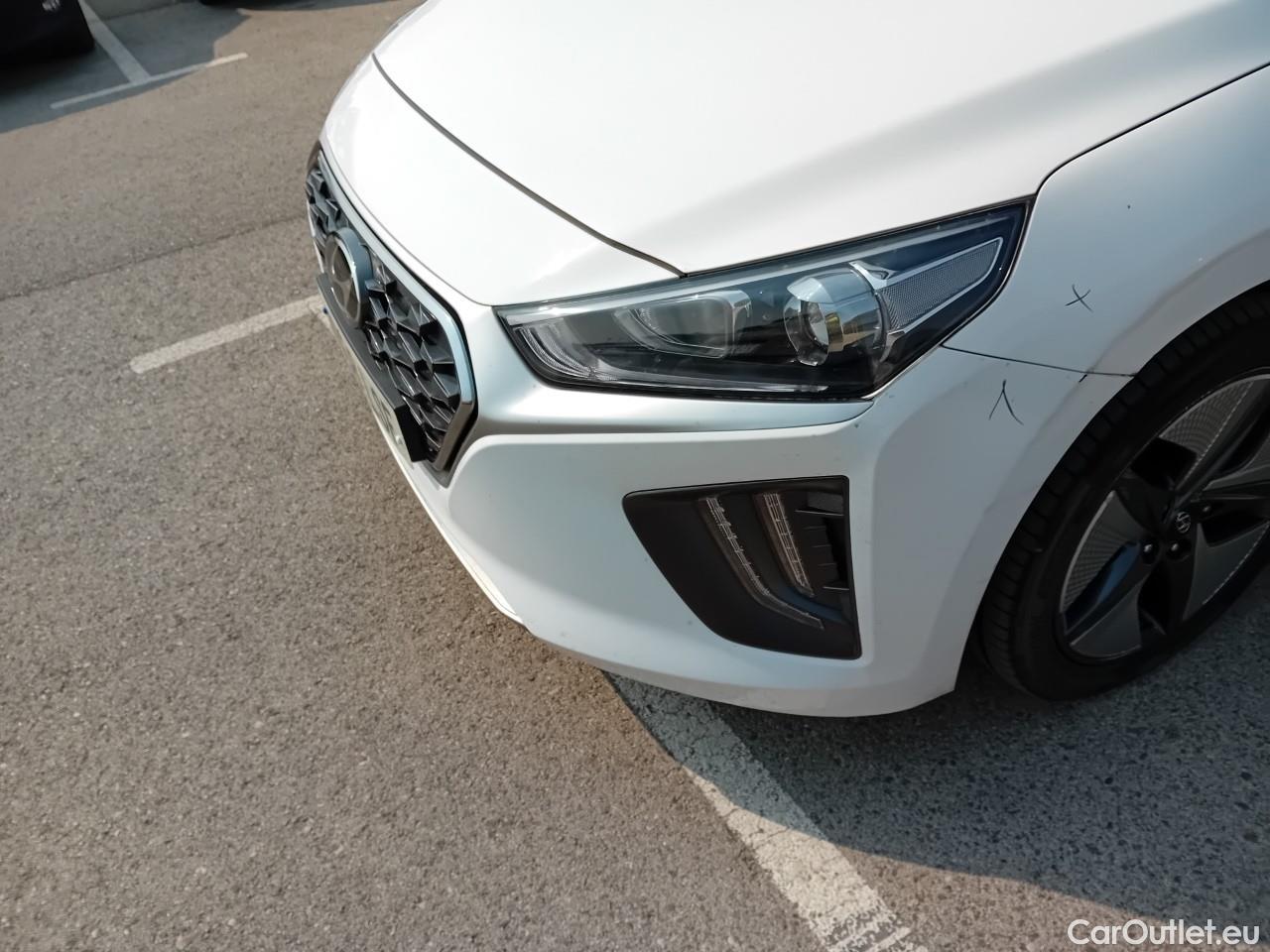  Hyundai   Ioniq HYUNDAI / 2019 / 5P / berlina con portón 1.6 GDI HEV Klass LE DCT #5