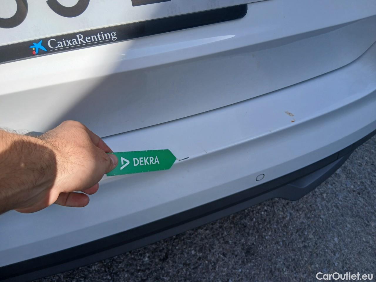  Skoda  KAMIQ SKODA  1.0 TSI 81kW (110CV) DSG Ambition #10