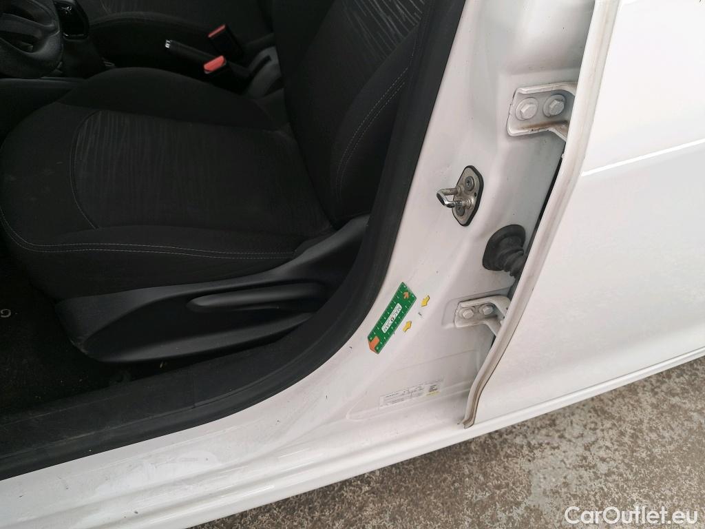  Peugeot  208  Affaire Premium Pack 1.2 80CV BVM5 E6dT #31
