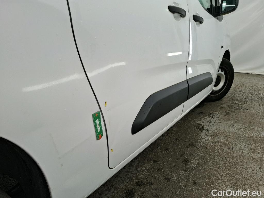  Citroen  Berlingo CITROEN  VU 4p Fourgonnette Taille XL 950kg BlueHDi 100 S&S BVM Club #13