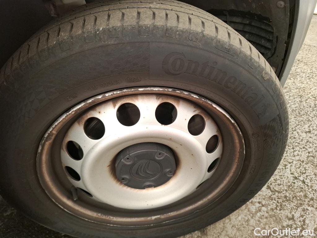  Citroen  Berlingo CITROEN  VU 4p Fourgonnette Taille XL 950kg BlueHDi 100 S&S BVM Club #24