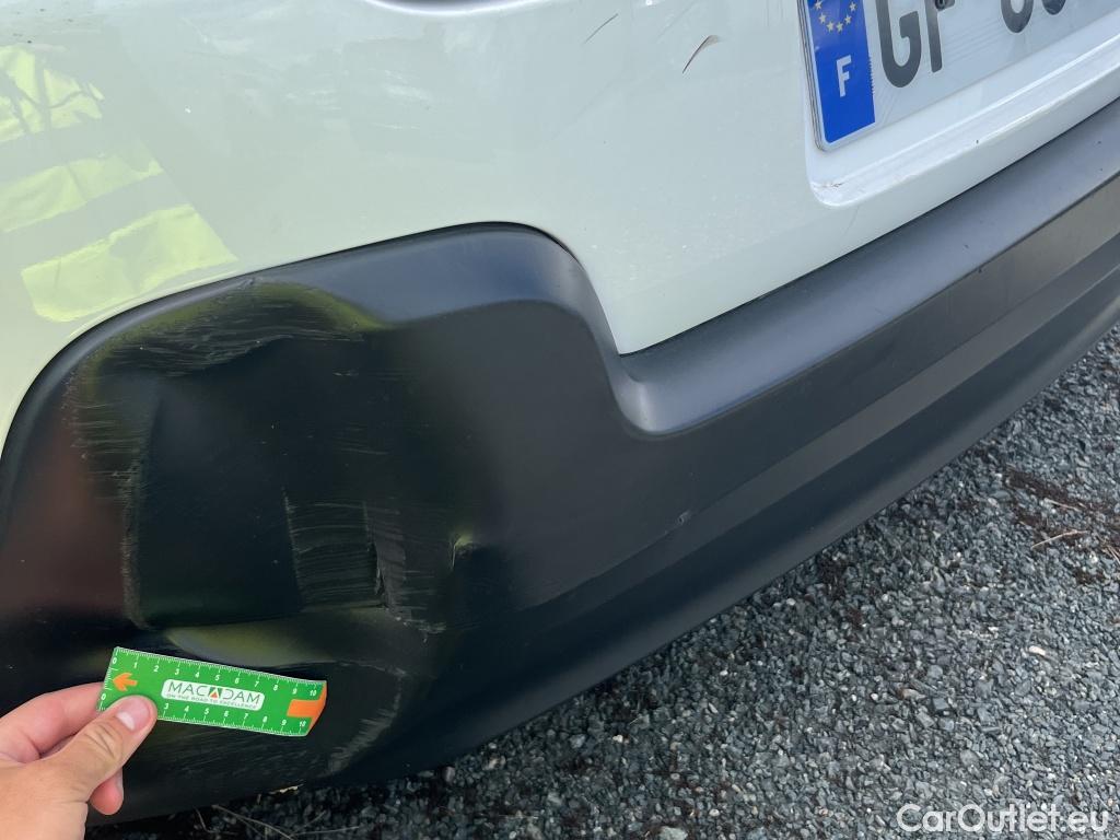  Citroen  C3  Société Feel 1.2 PureTech 80CV BVM5 E6d #8