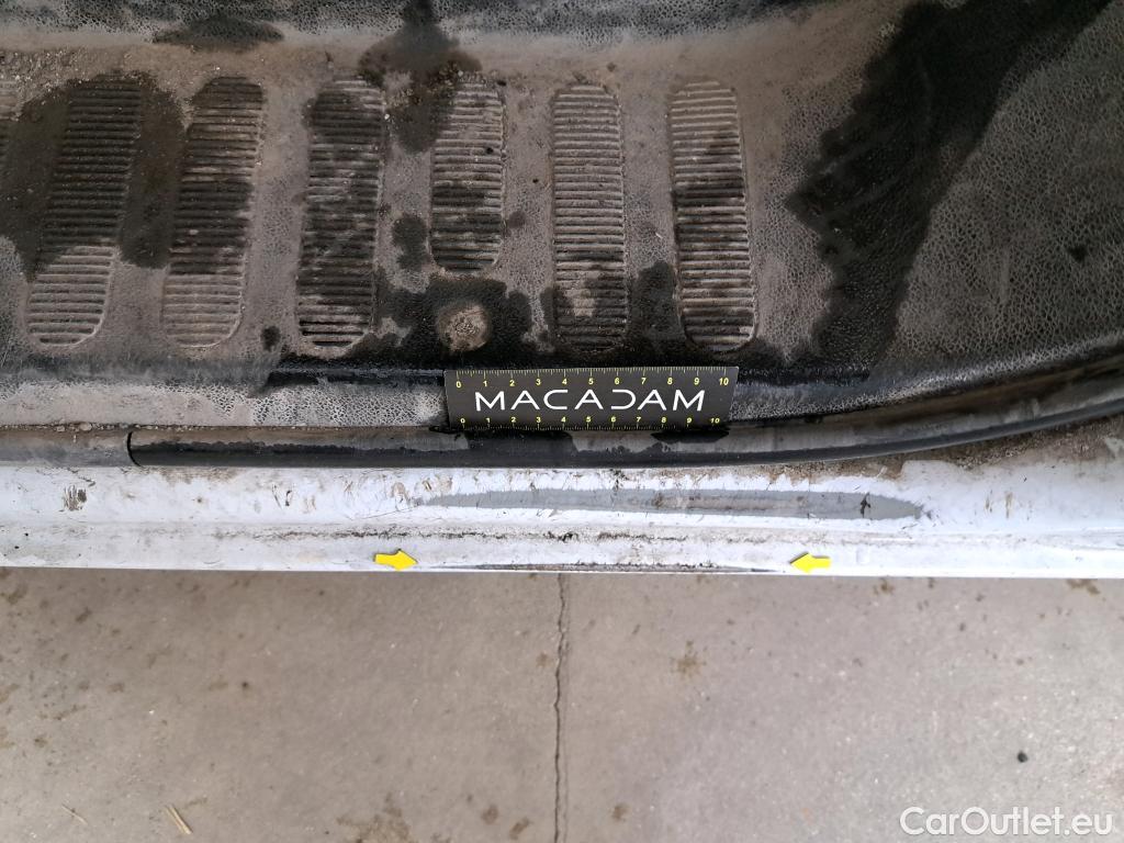  Renault  Master RENAULT  VU 4p Fourgon CA GCf Trac F3500 L2H2 dCi 130 Euro6 #36