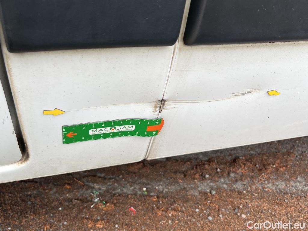  Renault  Master  III Fourgon L2H2 3 5 Grand Confort dCi 130CV BVM6 E6 #12