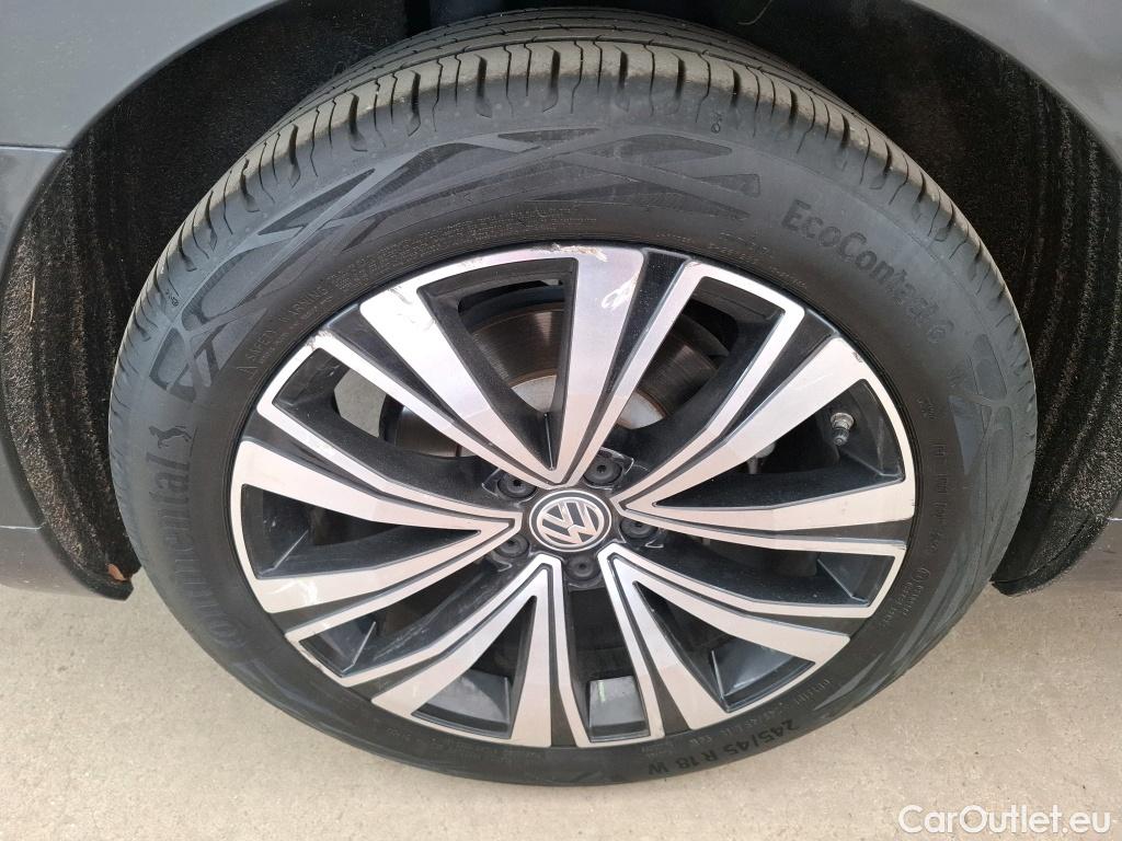  Volkswagen  Arteon VOLKSWAGEN  5p Berline 2.0 TDI 150 DSG7 ELEGANCE #34