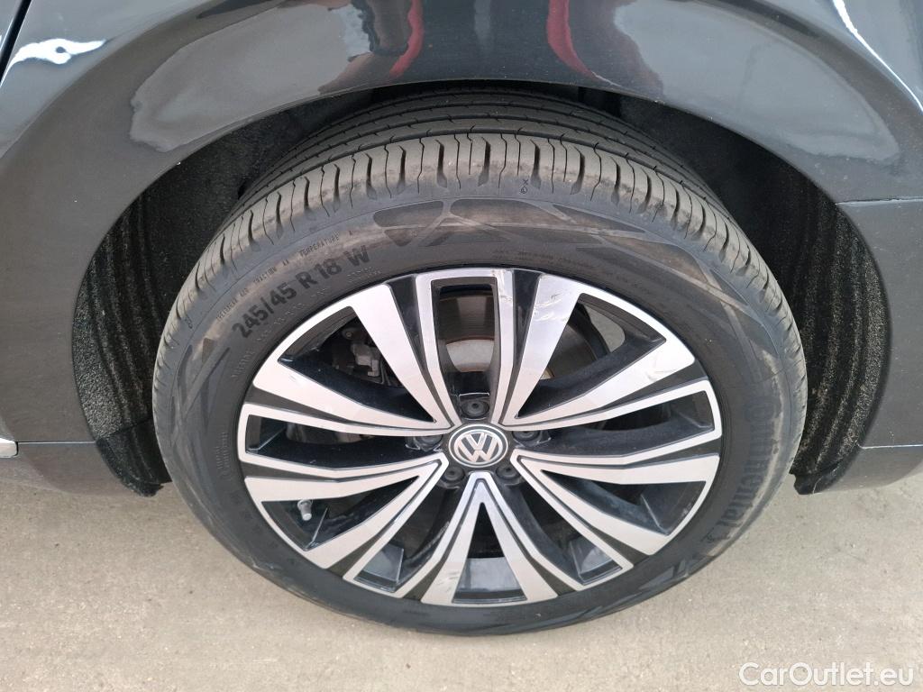  Volkswagen  Arteon VOLKSWAGEN  5p Berline 2.0 TDI 150 DSG7 ELEGANCE #25
