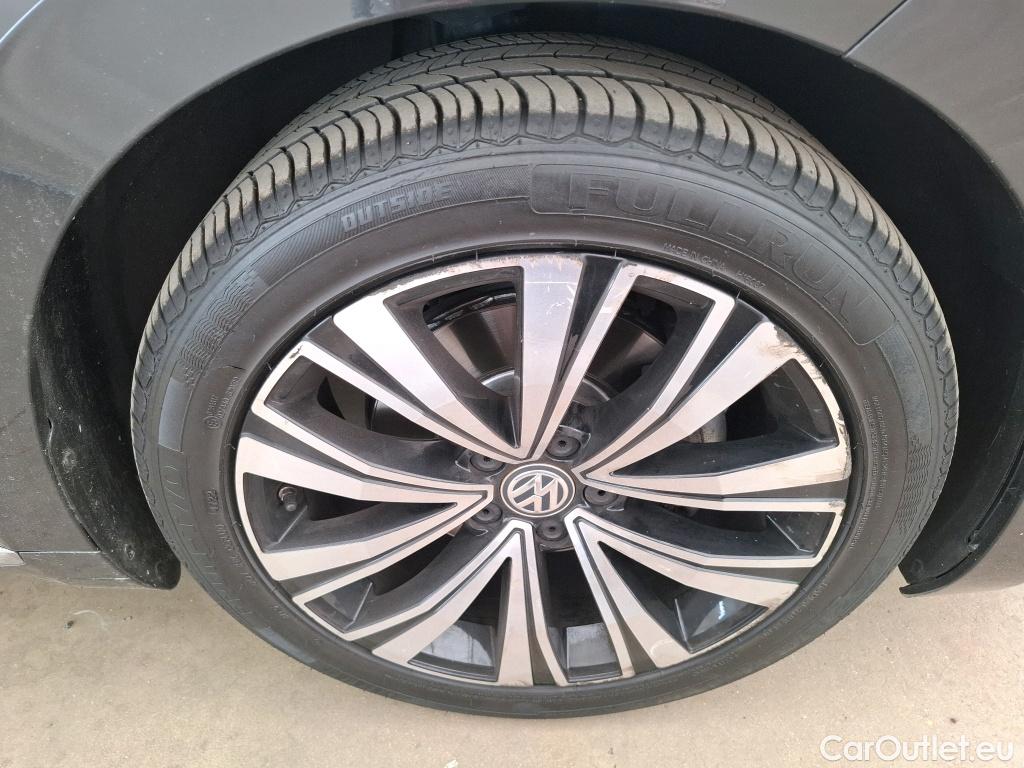  Volkswagen  Arteon VOLKSWAGEN  5p Berline 2.0 TDI 150 DSG7 ELEGANCE #43