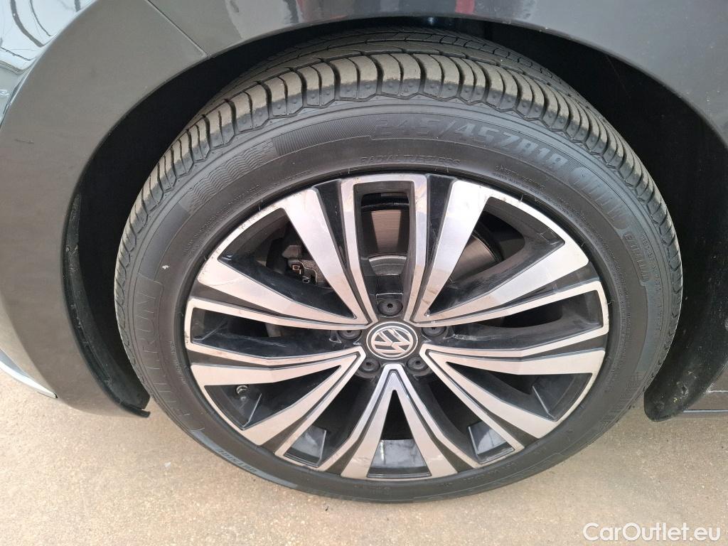  Volkswagen  Arteon VOLKSWAGEN  5p Berline 2.0 TDI 150 DSG7 ELEGANCE #17