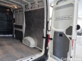  Volkswagen  Crafter VOLKSWAGEN  / 2017 / 4P / FURGONE 30 L3H3 2.0 TDI 103KW BUSINESS #100