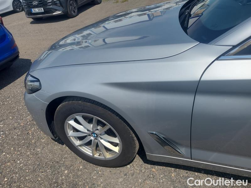  Bmw  Serie 5  Lim. (G30)  (2016->) 520d xDrive AT 4d #14