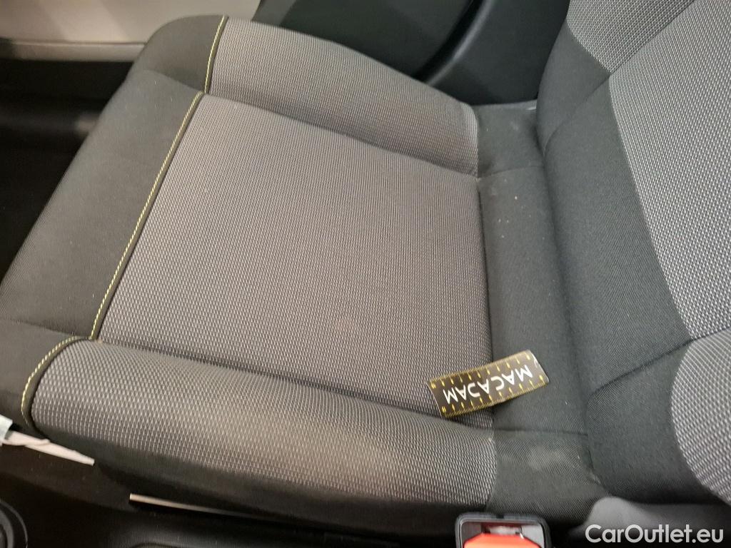  Citroen  C3  Société Feel 1.5 BlueHDI 100CV BVM5 E6dT #1