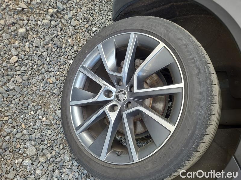  Skoda  Superb  Combi (3T5)(2010) Sup.C.FL2.0TDI 140 Sco.4x4 AT #6
