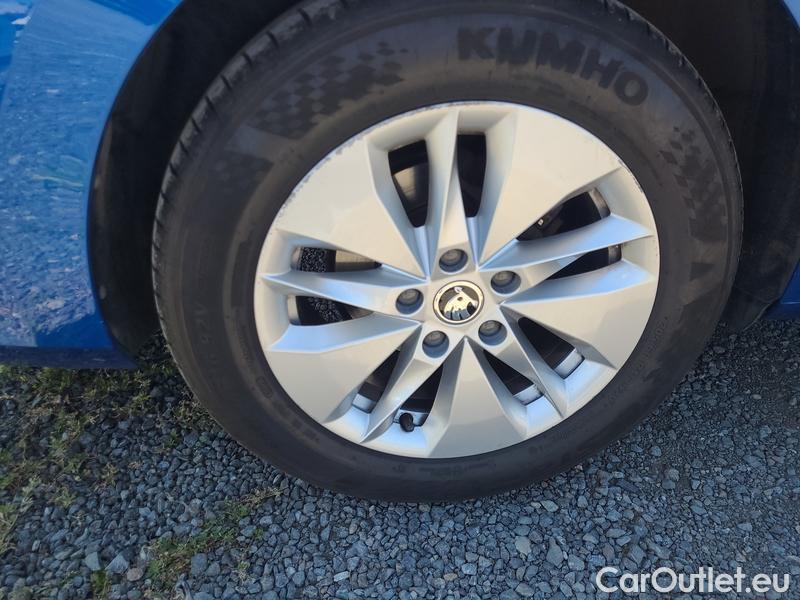  Skoda  Octavia  Combi (NX3)(2020) Oct.Com.1.0 e-TEC 81 Ambit.AT #26