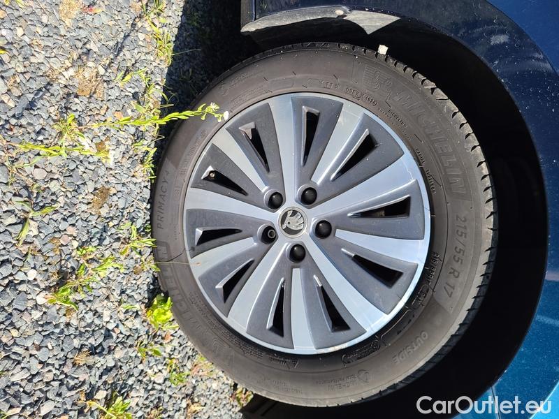  Skoda  Superb  (3V3)(2015) Supe.FL2.0TDI 110 Style #17