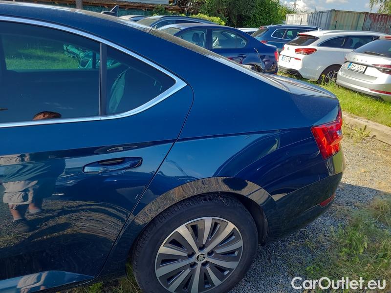  Skoda  Superb  (3V3)(2015) Supe.FL2.0TDI 110 Style #9