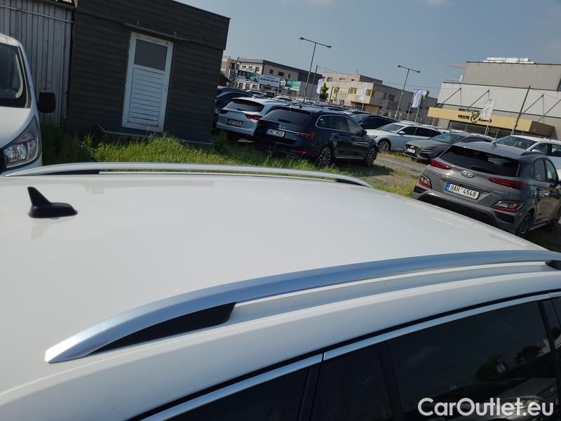 Skoda  Superb  Combi (3V5)(2015) Sup.C.FL2.0TDI 140 Style AT #11